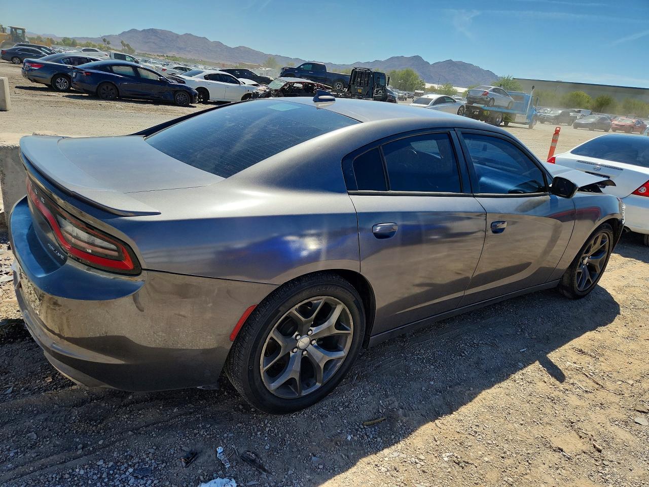 2015 Dodge Charger Sxt - Фото 3