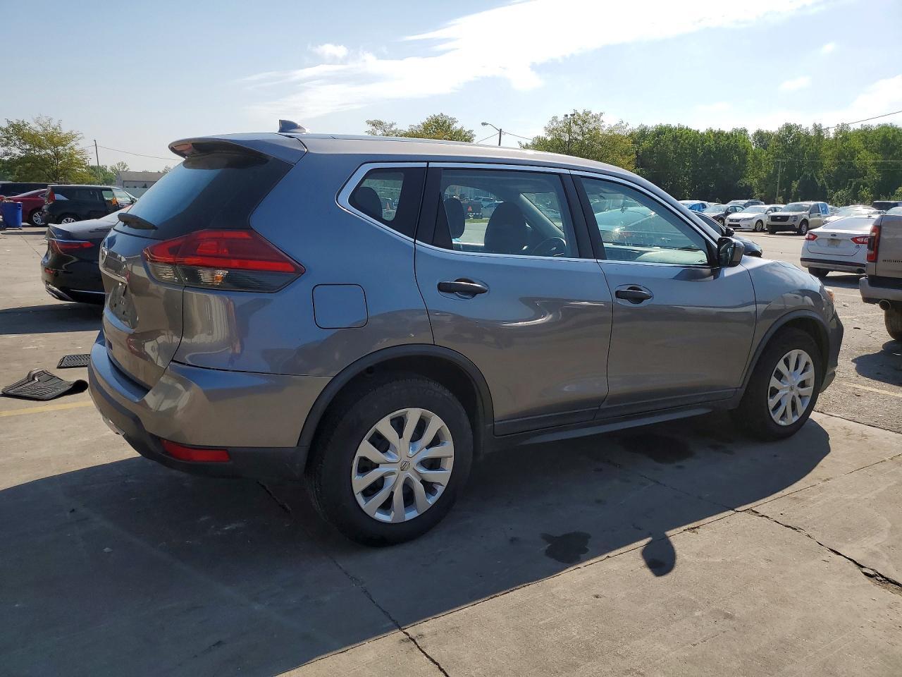 2017 Nissan Rogue S - Image 3