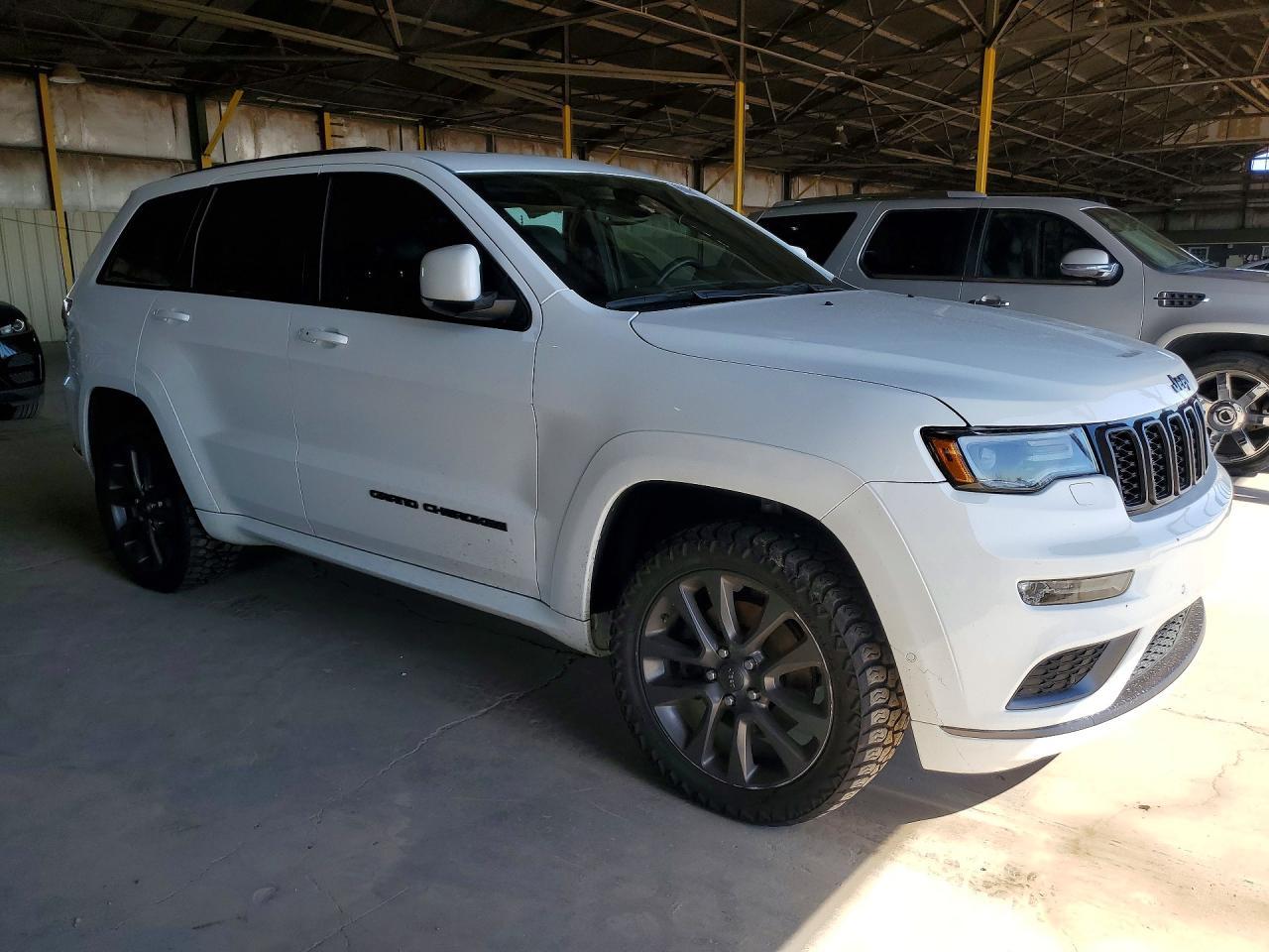 2019 Jeep Grand Cherokee Overland - Фото 4