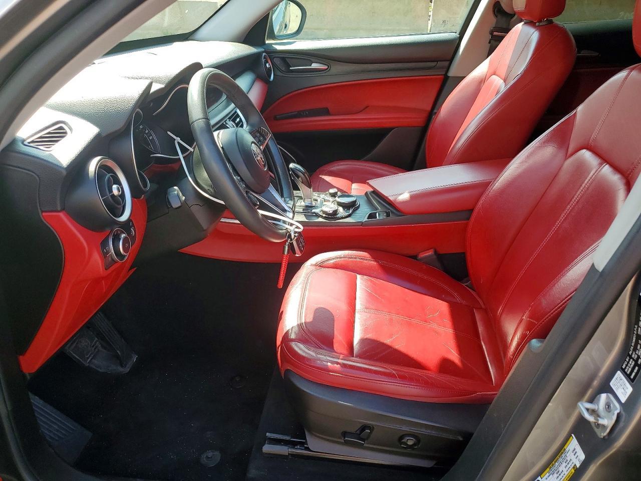 2018 Alfa Romeo Stelvio - Фото 7