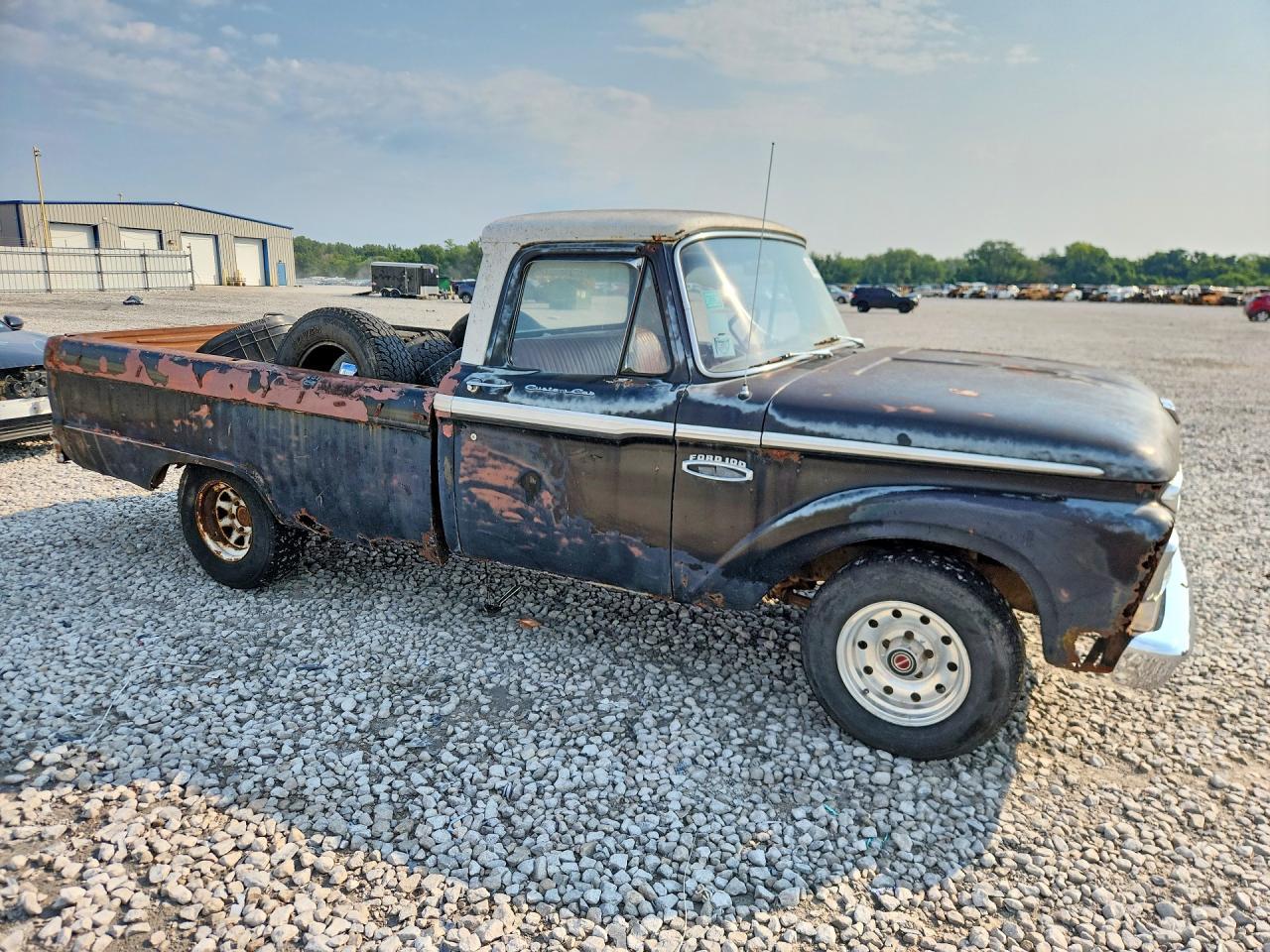 1965 Ford F100 - Фото 4