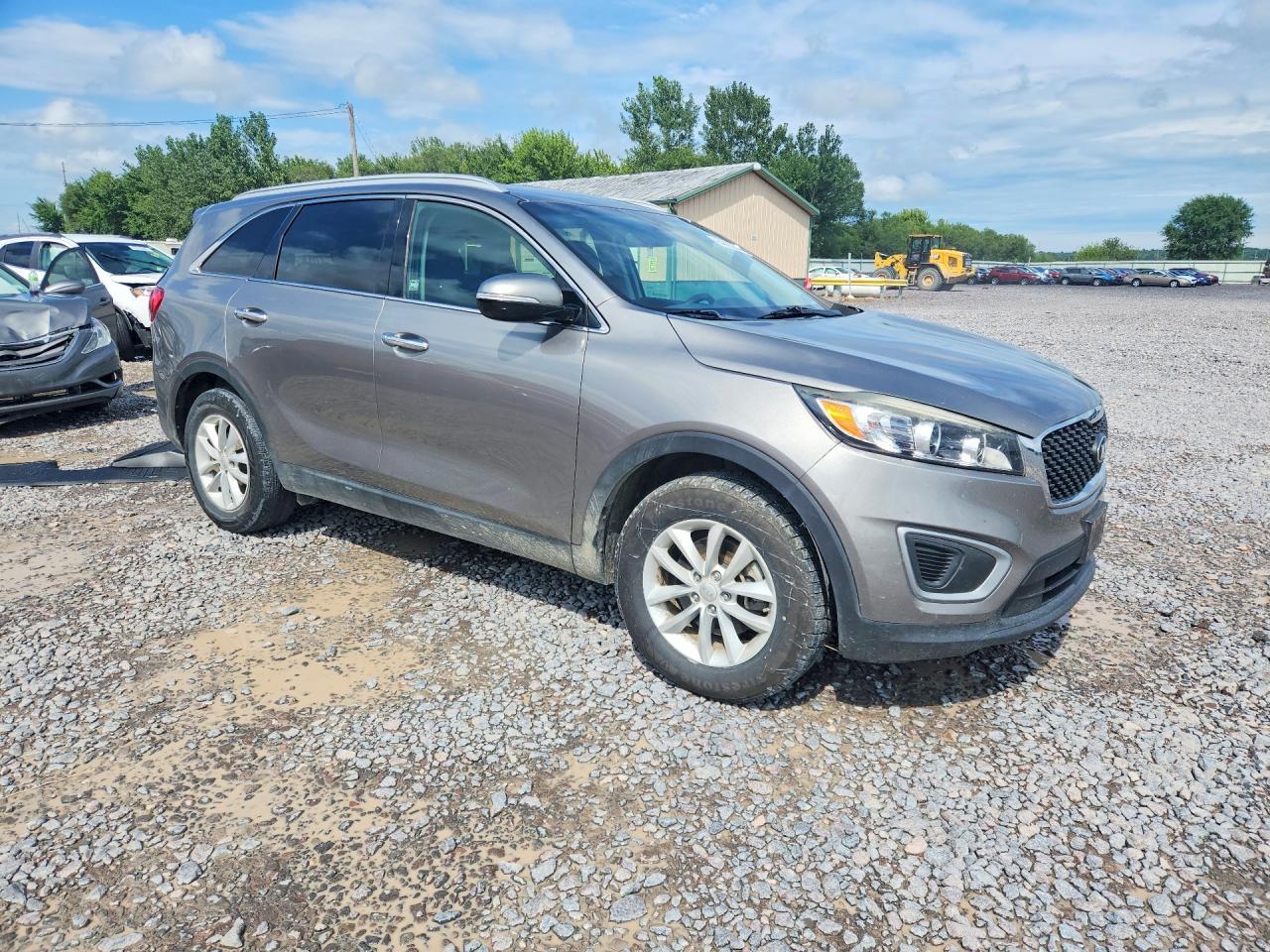 2018 Kia Sorento Lx - Image 4