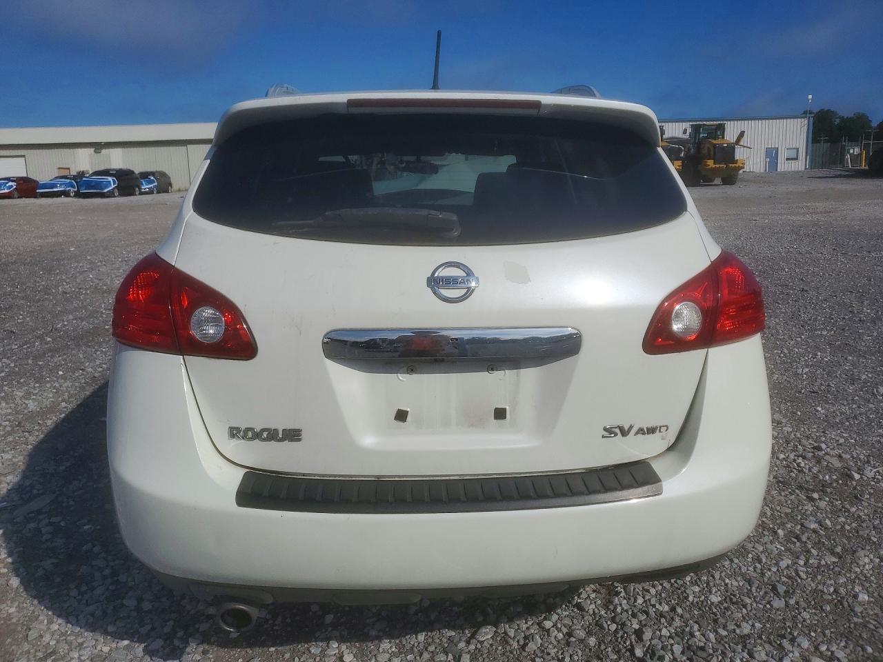 2013 Nissan Rogue S - Image 6
