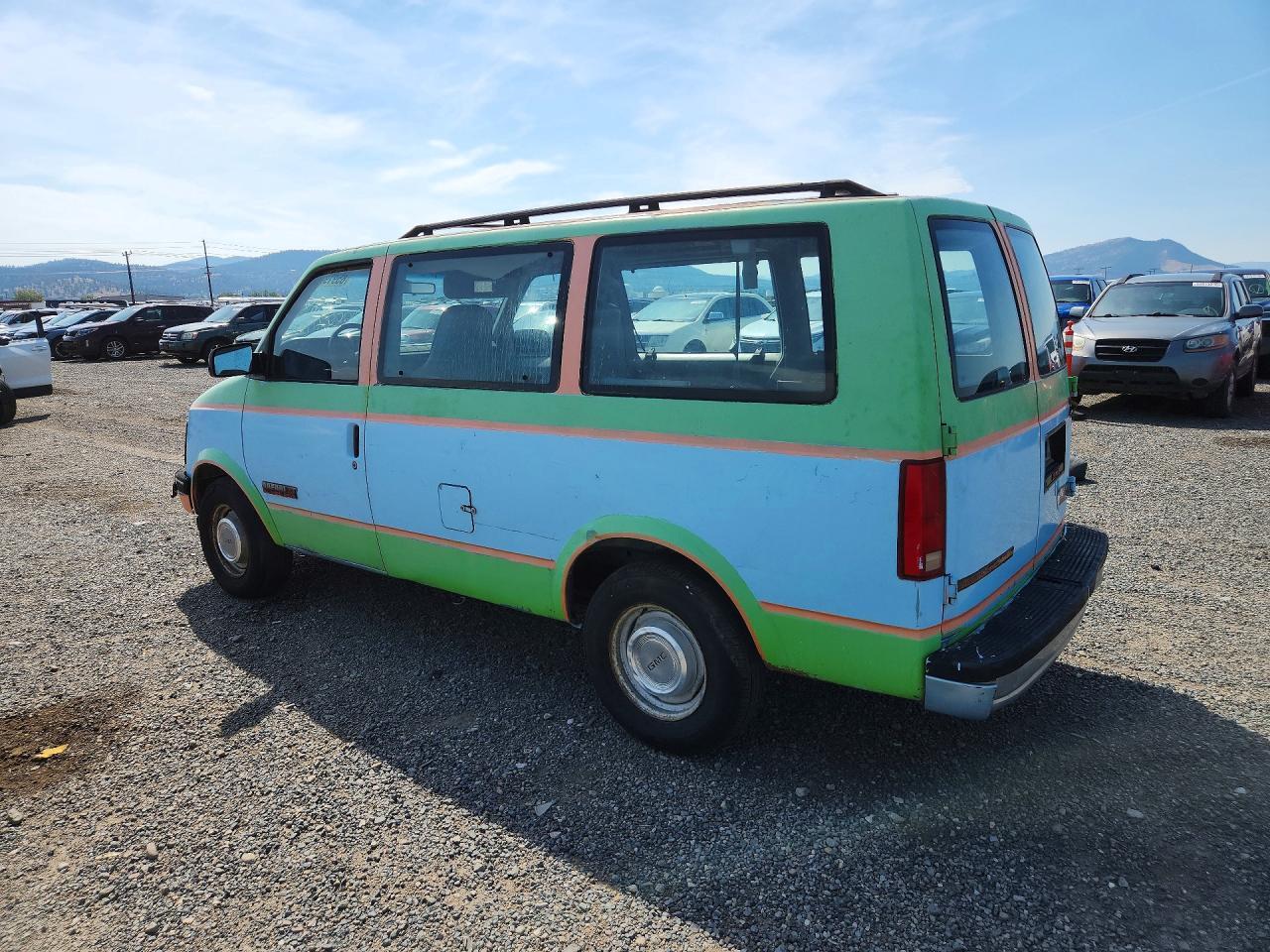 1992 GMC Safari Xt - Фото 2