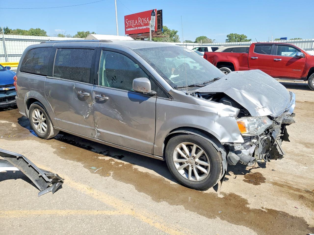 2018 Dodge Grand Caravan Sxt - Image 4