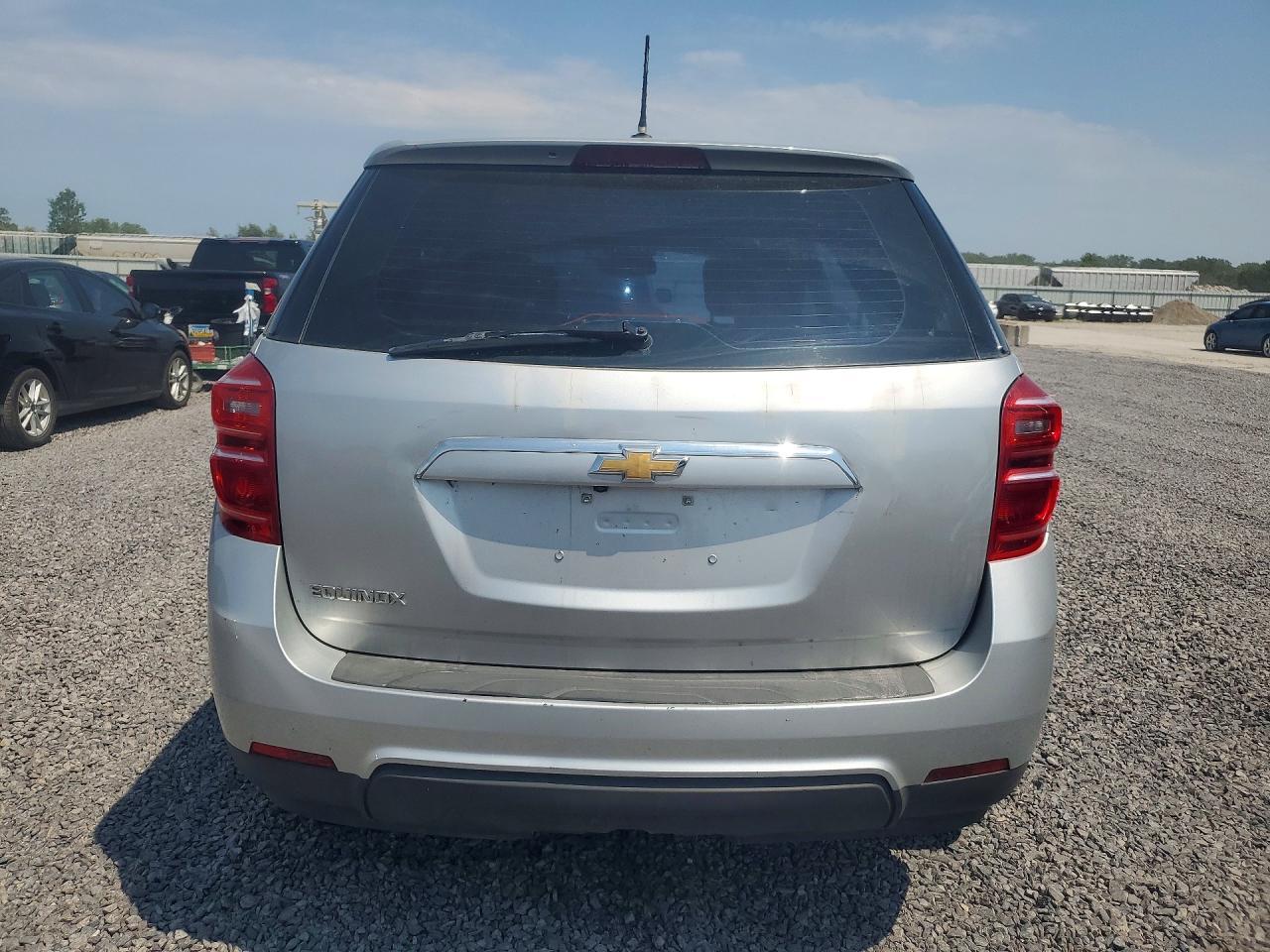 2017 Chevrolet Equinox Ls - Image 6