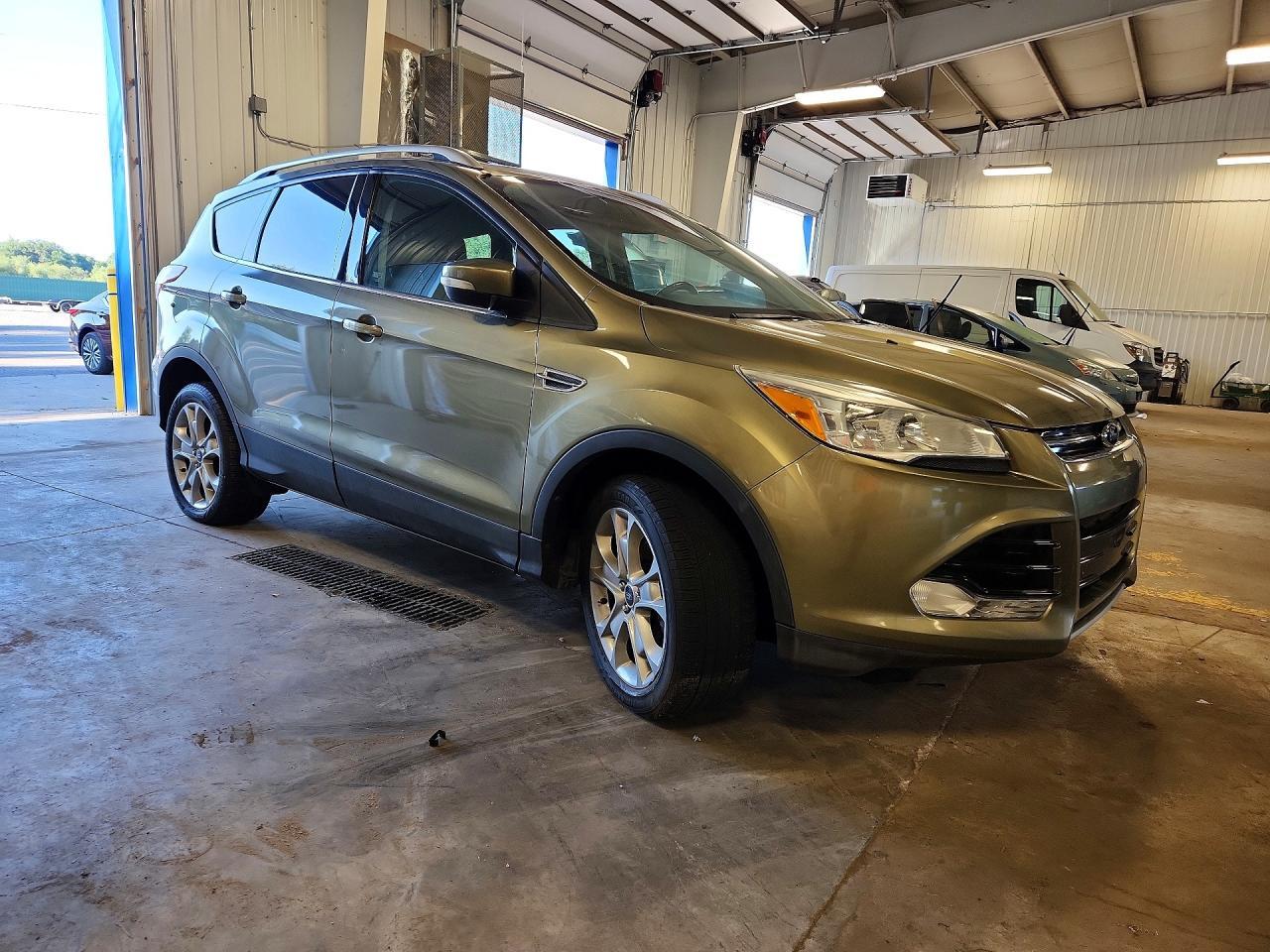 2014 Ford Escape Titanium - Фото 4