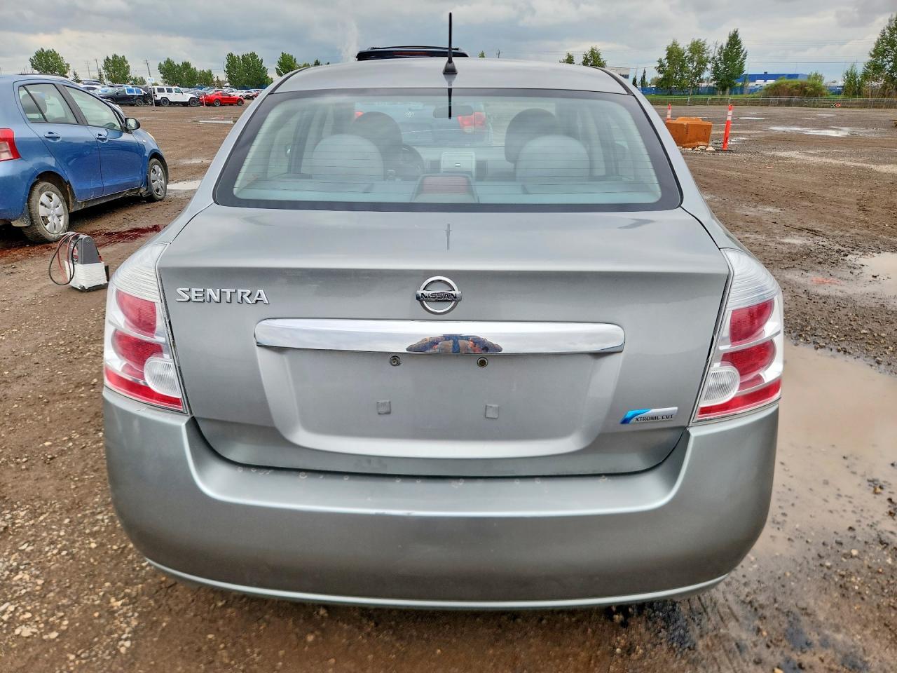 2010 Nissan Sentra 2.0 - Image 6