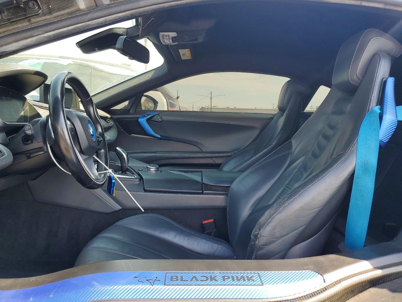 2016 BMW I8 - Фото 7