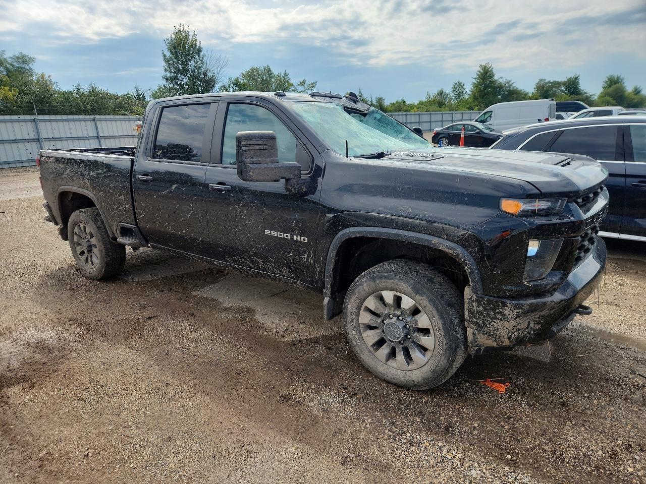 2021 Chevrolet Silverado K2500 Custom - Image 4