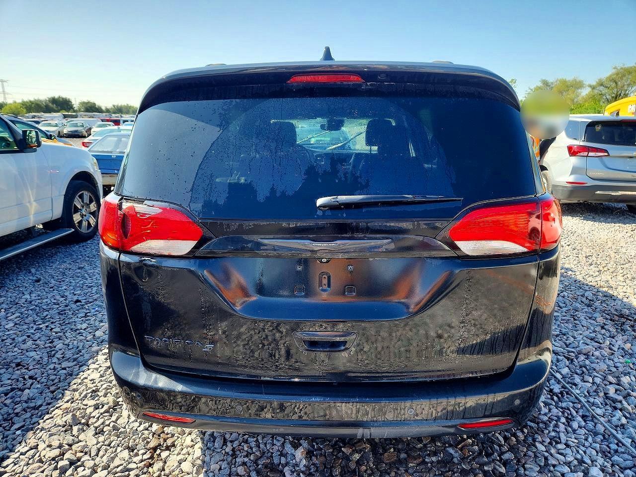 2020 Chrysler Pacifica Touring L - Фото 6