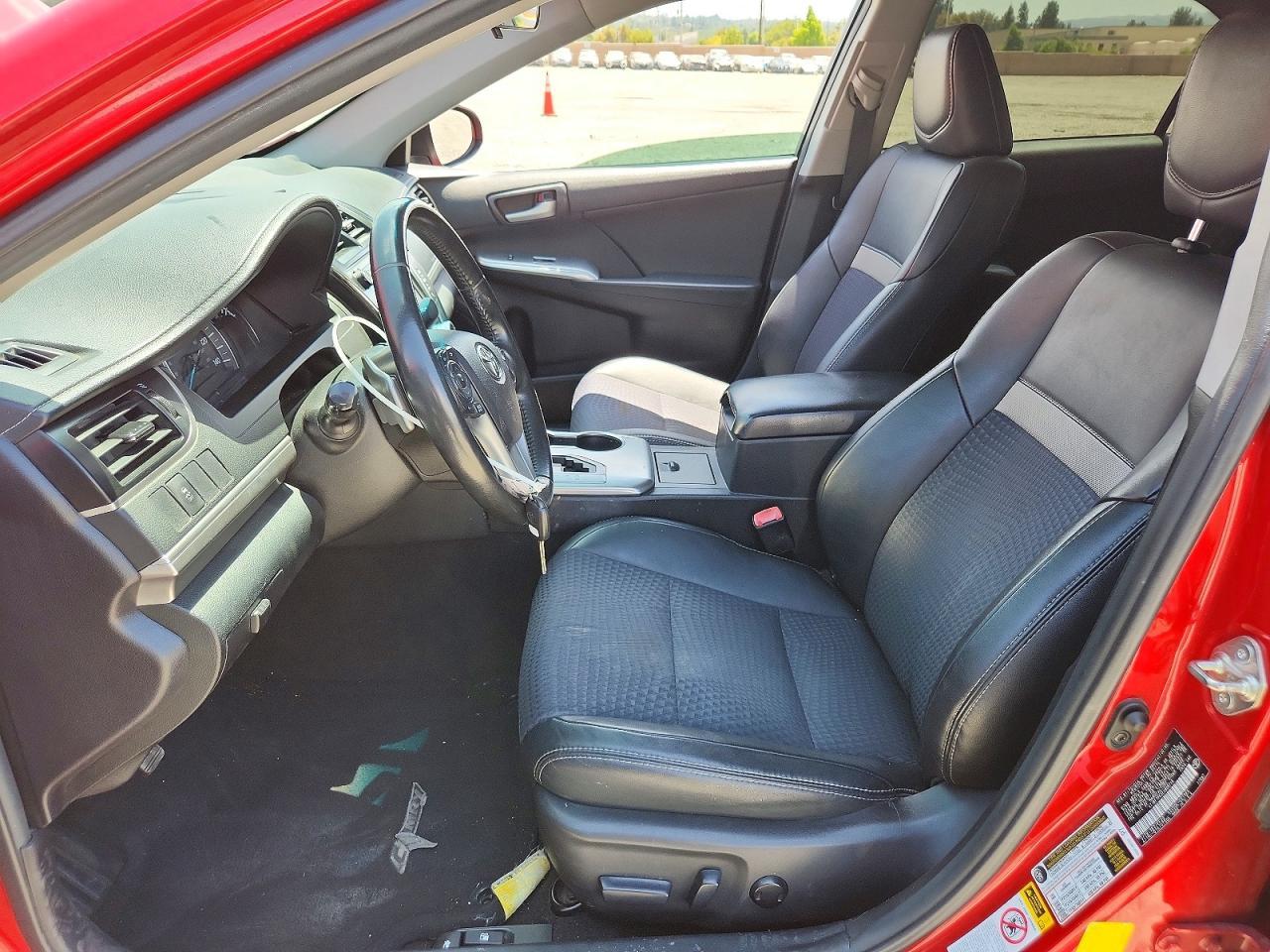 2014 Toyota Camry Se - Image 7