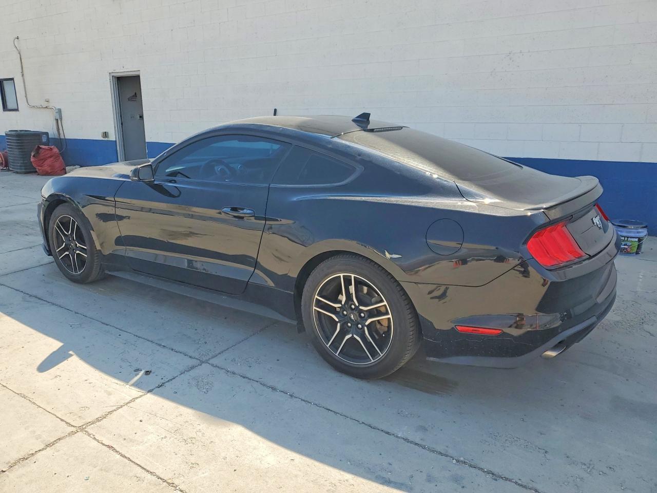 2020 Ford Mustang - Image 2