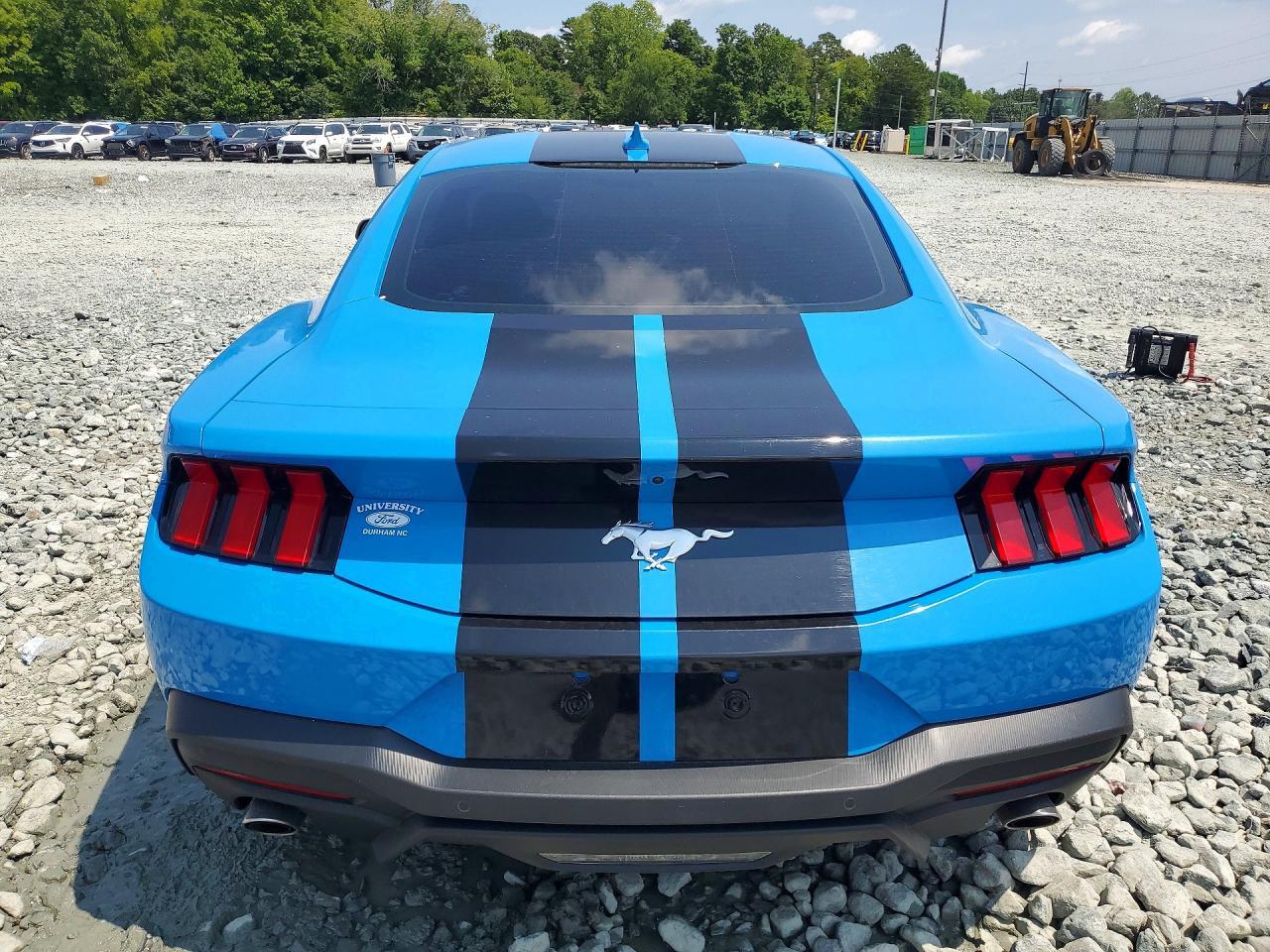 2024 Ford Mustang - Фото 6