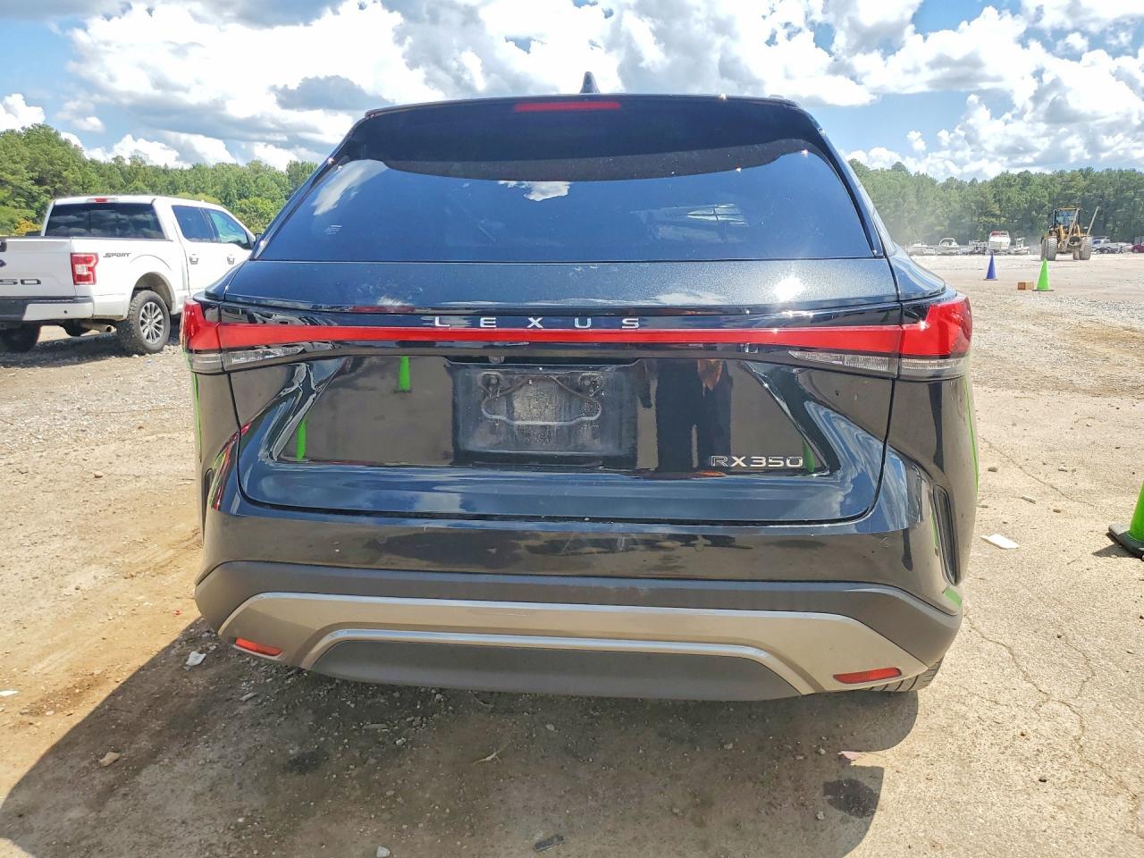 2024 Lexus Rx 350 Premium - Image 6