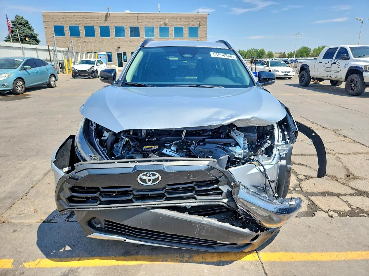 2026 Toyota Corolla Cross Le - Image 5