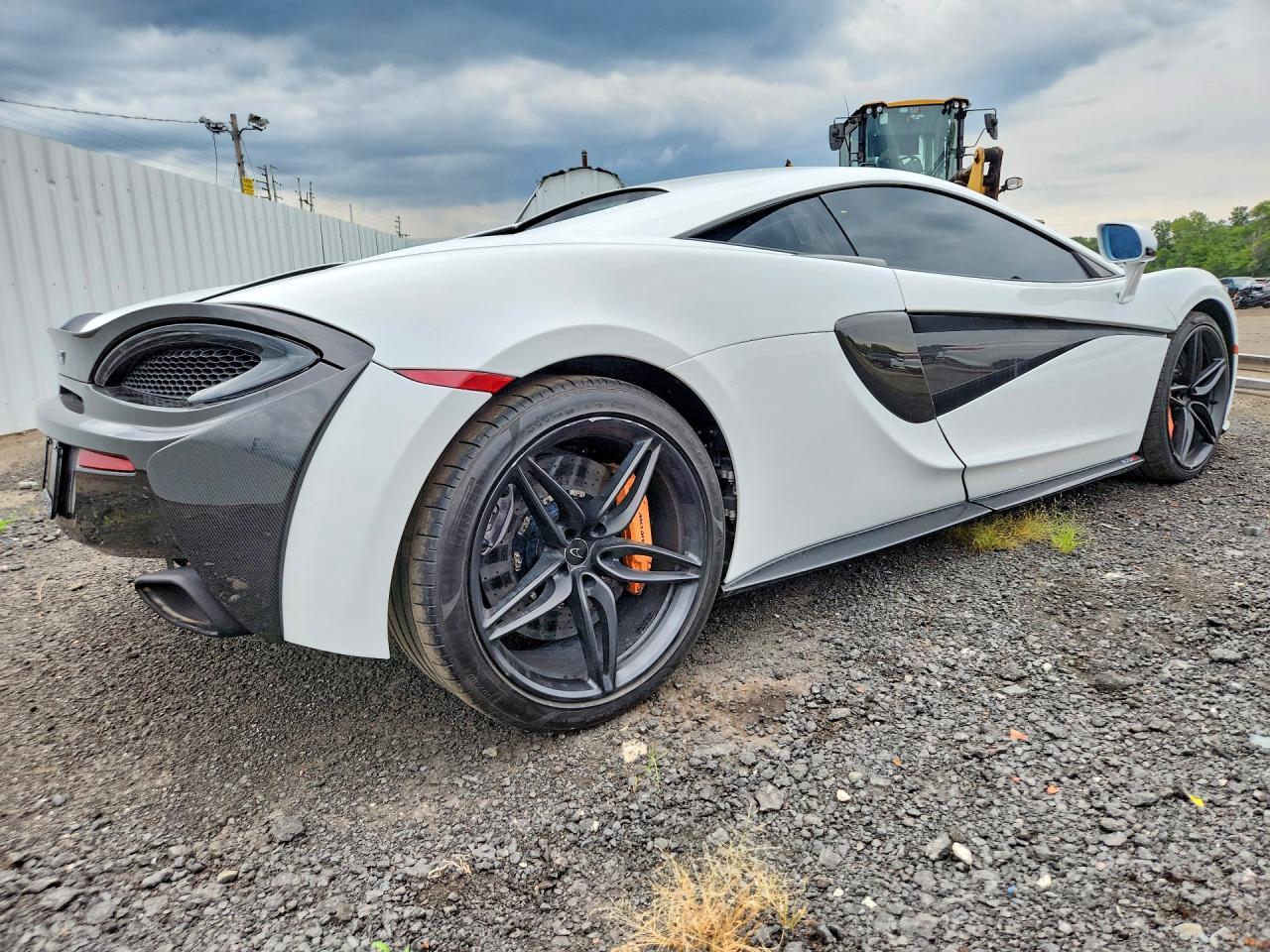 2017 Mclaren Automotive 570S - Image 3