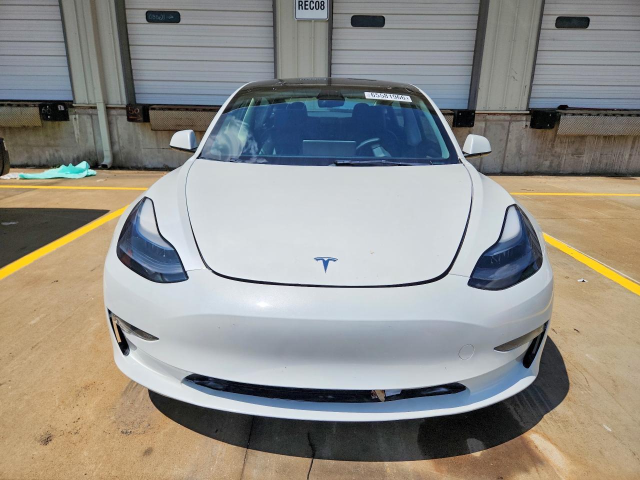 2023 Tesla Model 3 - Фото 5