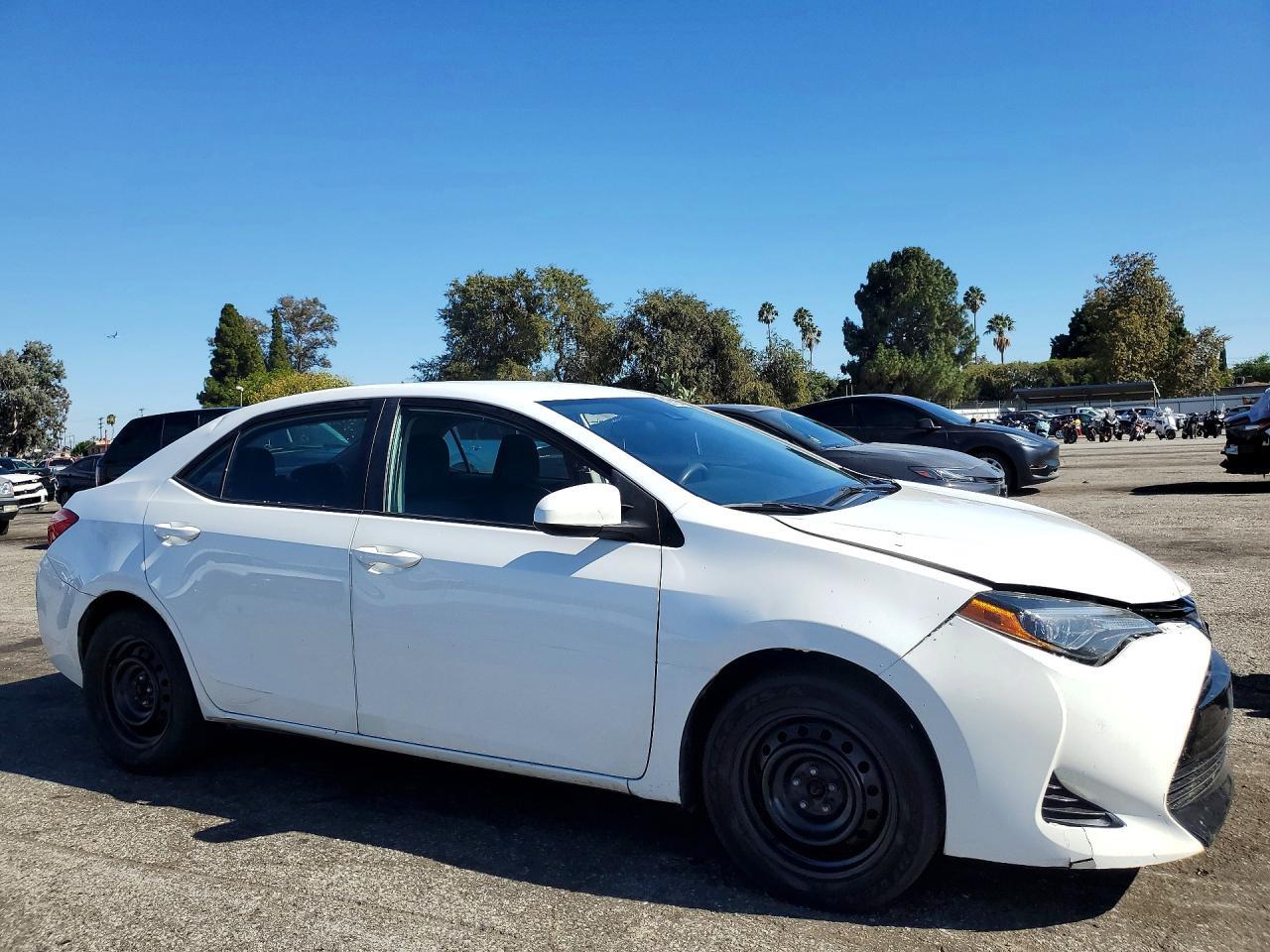 2018 Toyota Corolla Le - Фото 4
