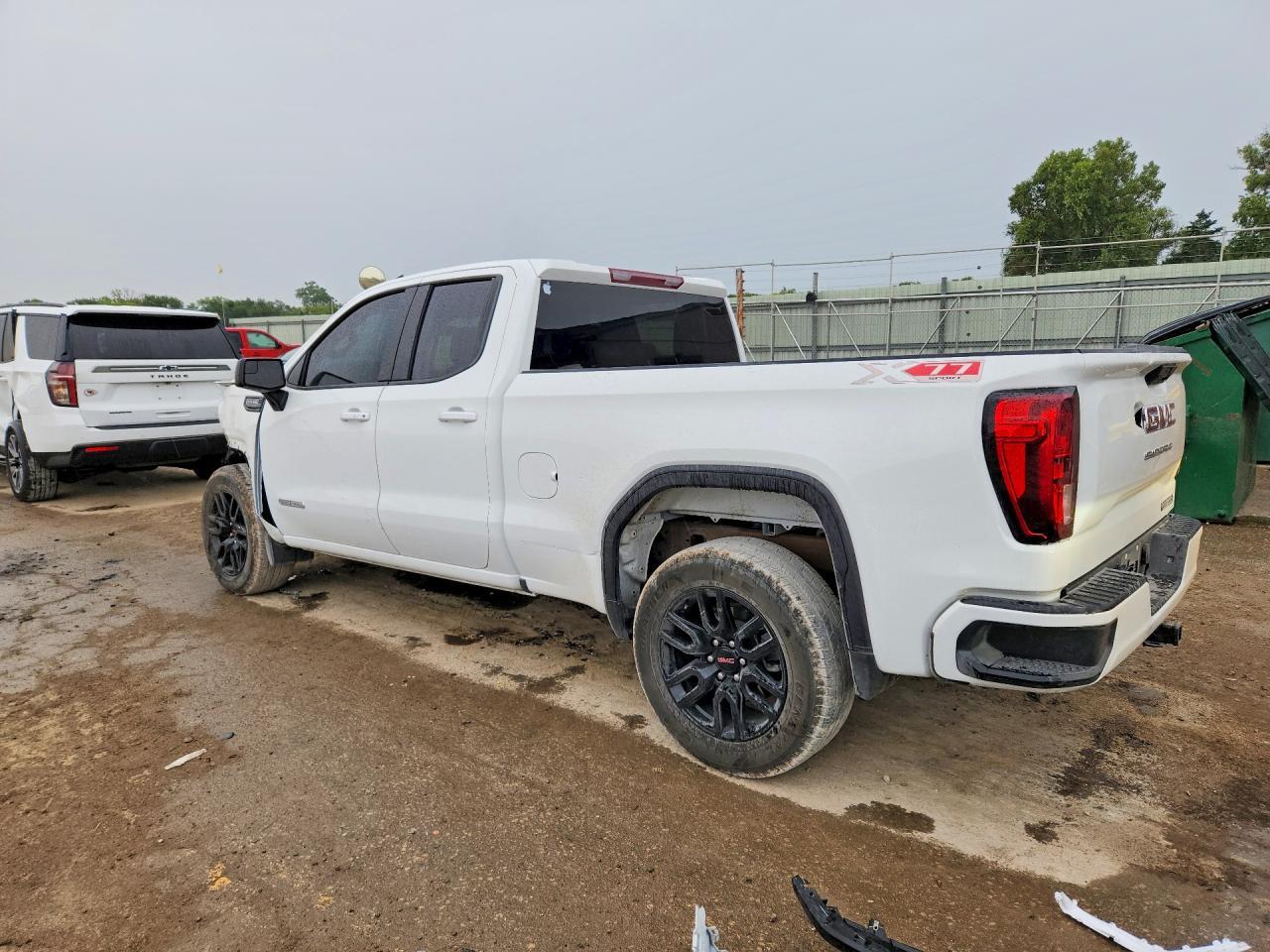 2024 GMC Sierra C1500 Elevation - Фото 2