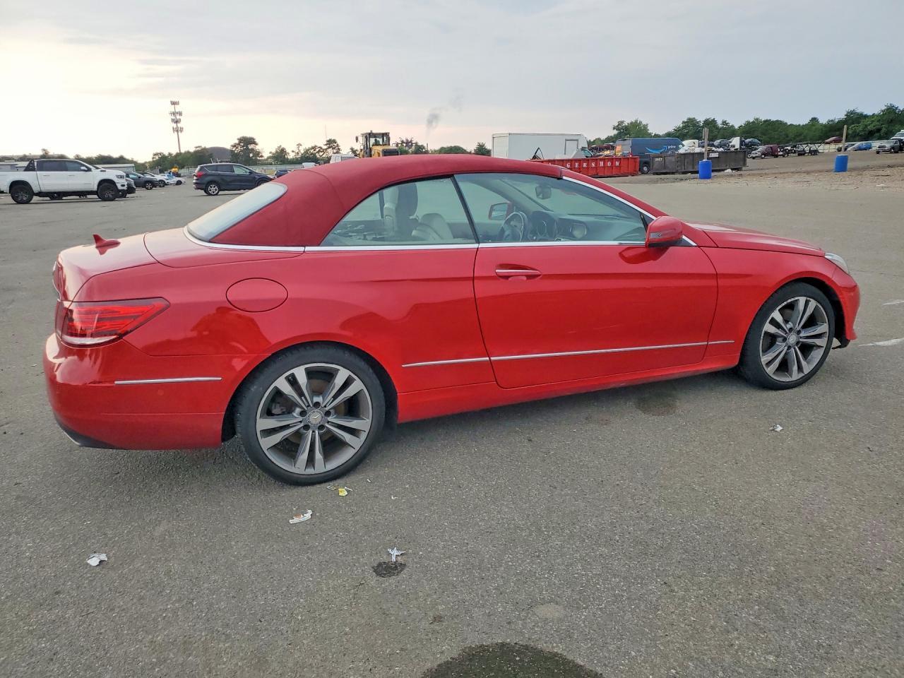 2016 Mercedes-Benz E 400 - Image 3