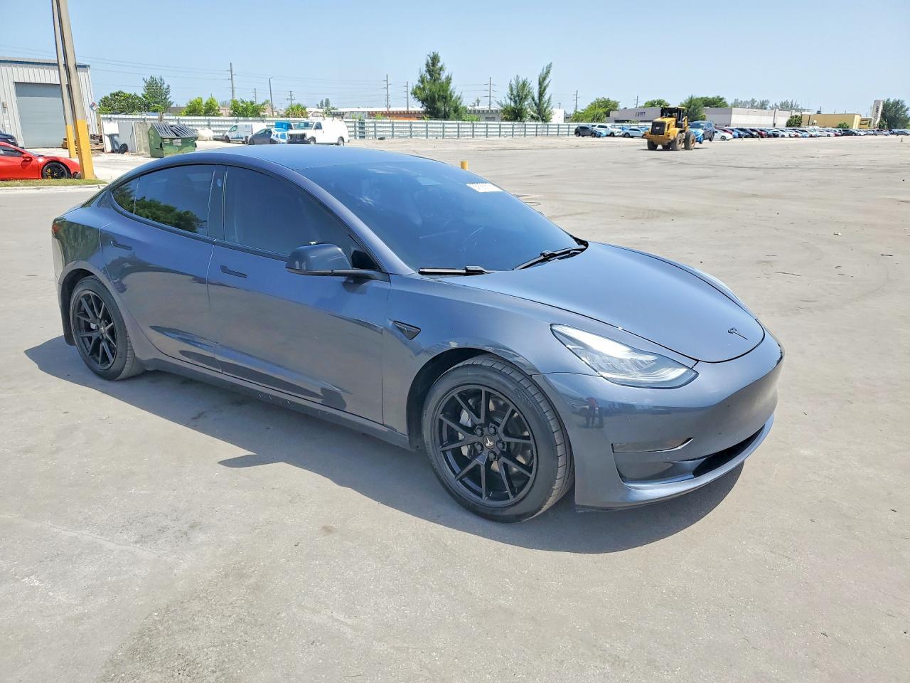 2021 Tesla Model 3 - Фото 4