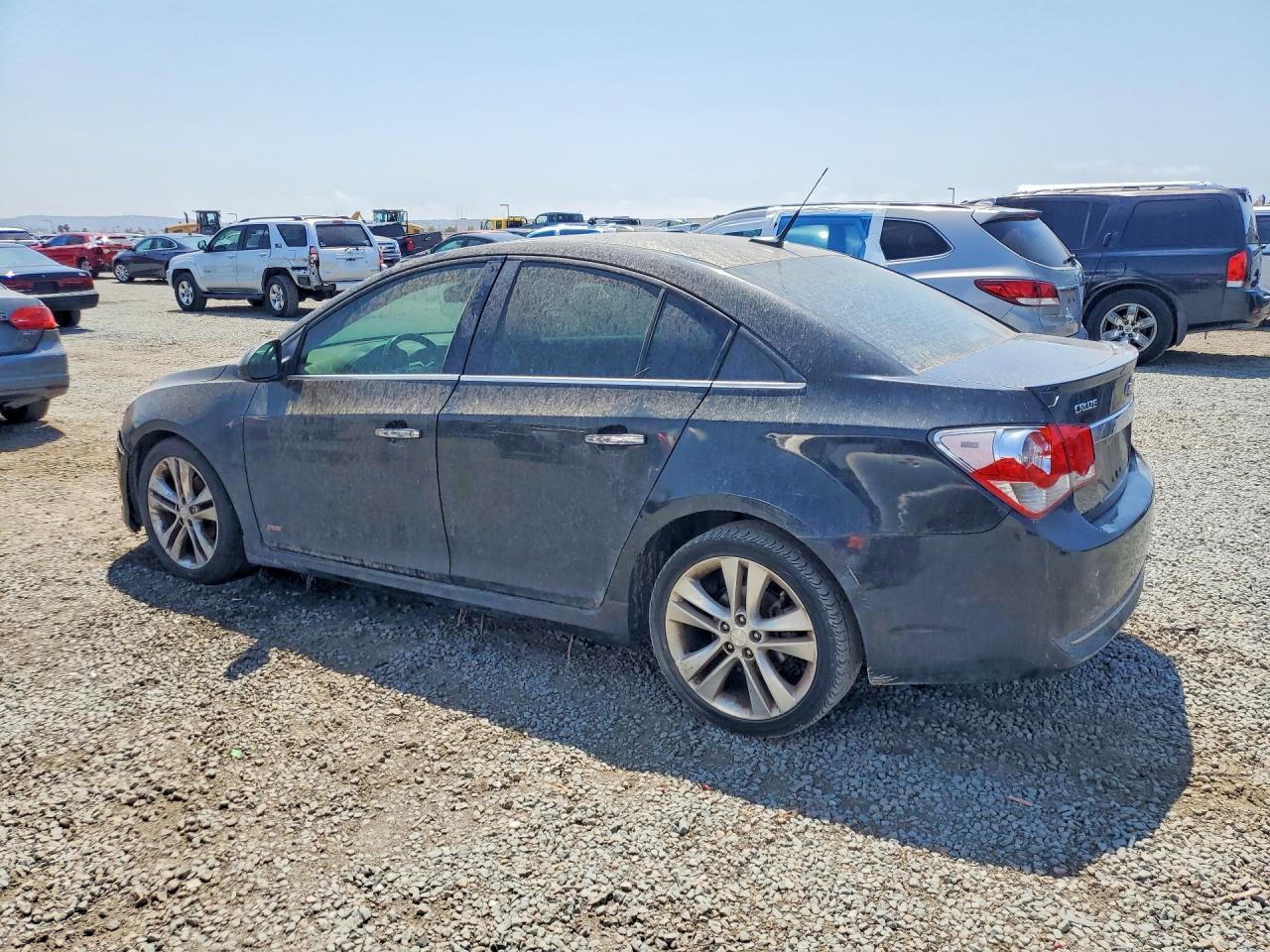 2014 Chevrolet Cruze Ltz - Image 2