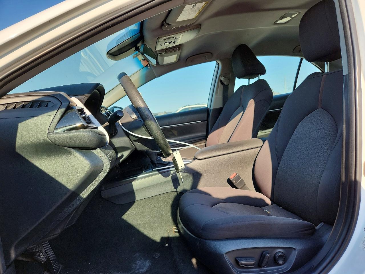 2020 Toyota Camry - Фото 7
