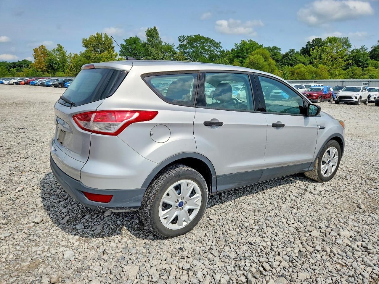 2014 Ford Escape S - Фото 3