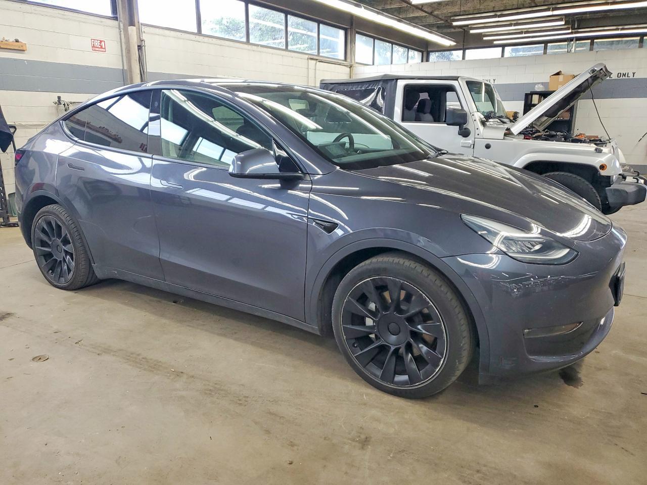 2021 Tesla Model Y - Фото 4