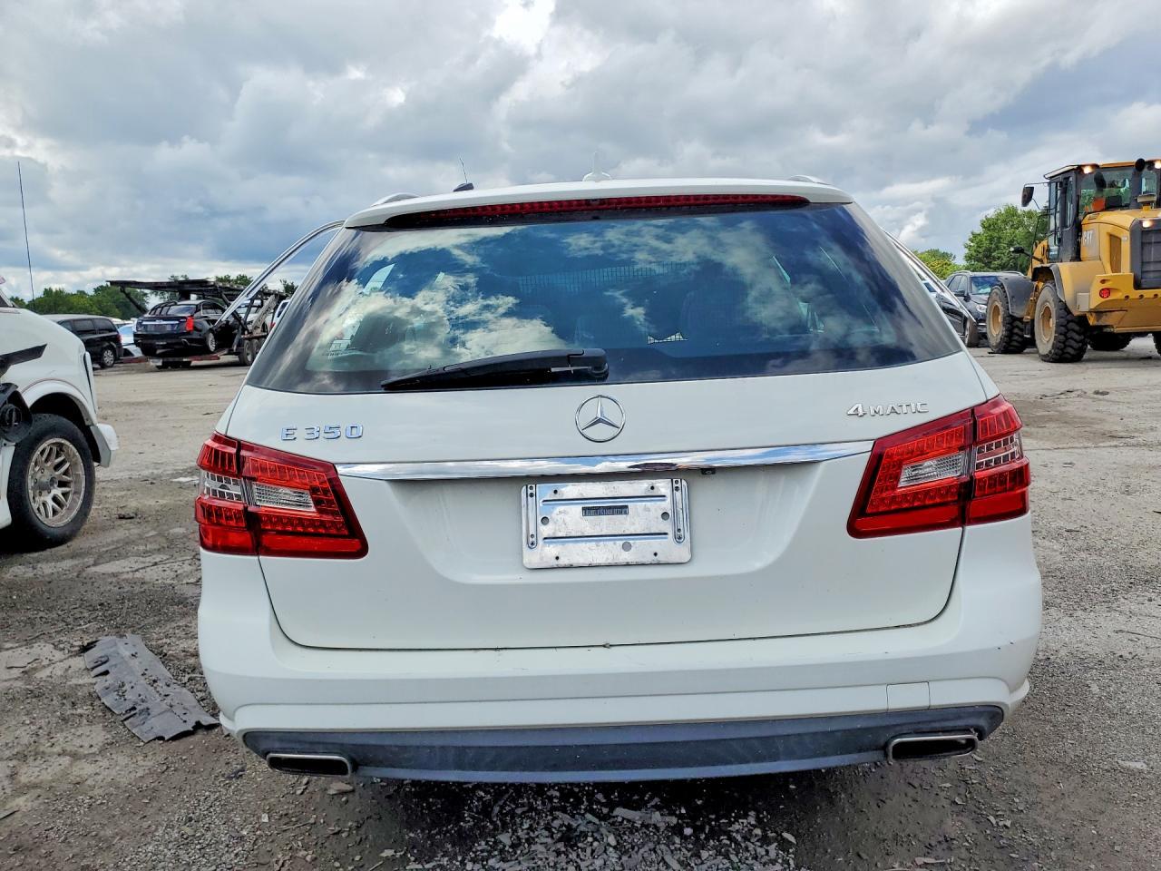 2011 Mercedes-Benz E 350 4Matic Wagon - Image 6