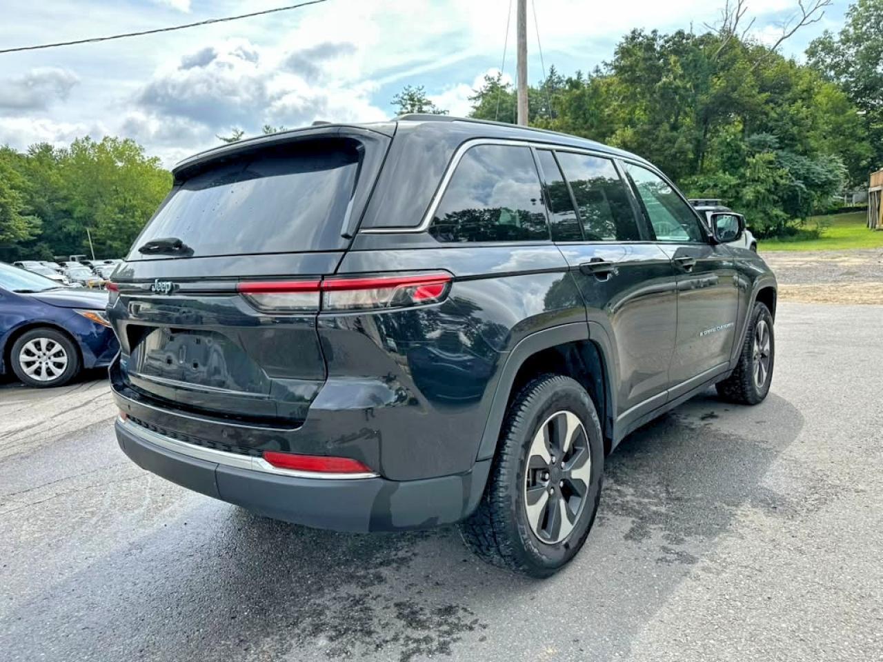 2024 Jeep Grand Cherokee Limited 4Xe - Image 3