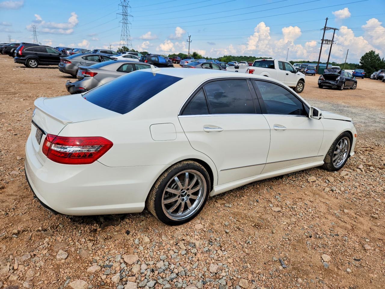 2011 Mercedes-Benz E 350 - Image 3