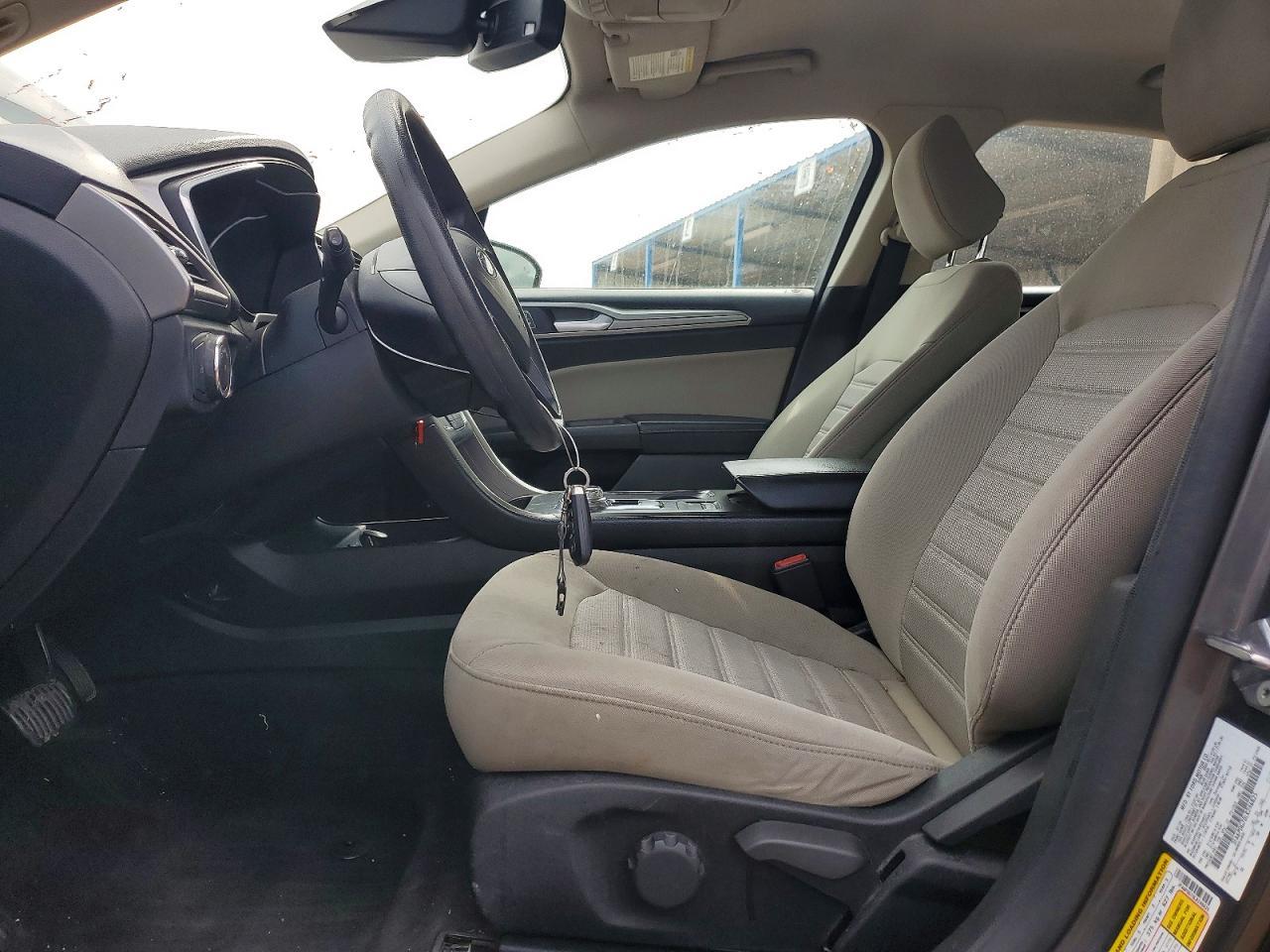 2020 Ford Fusion S - Фото 7