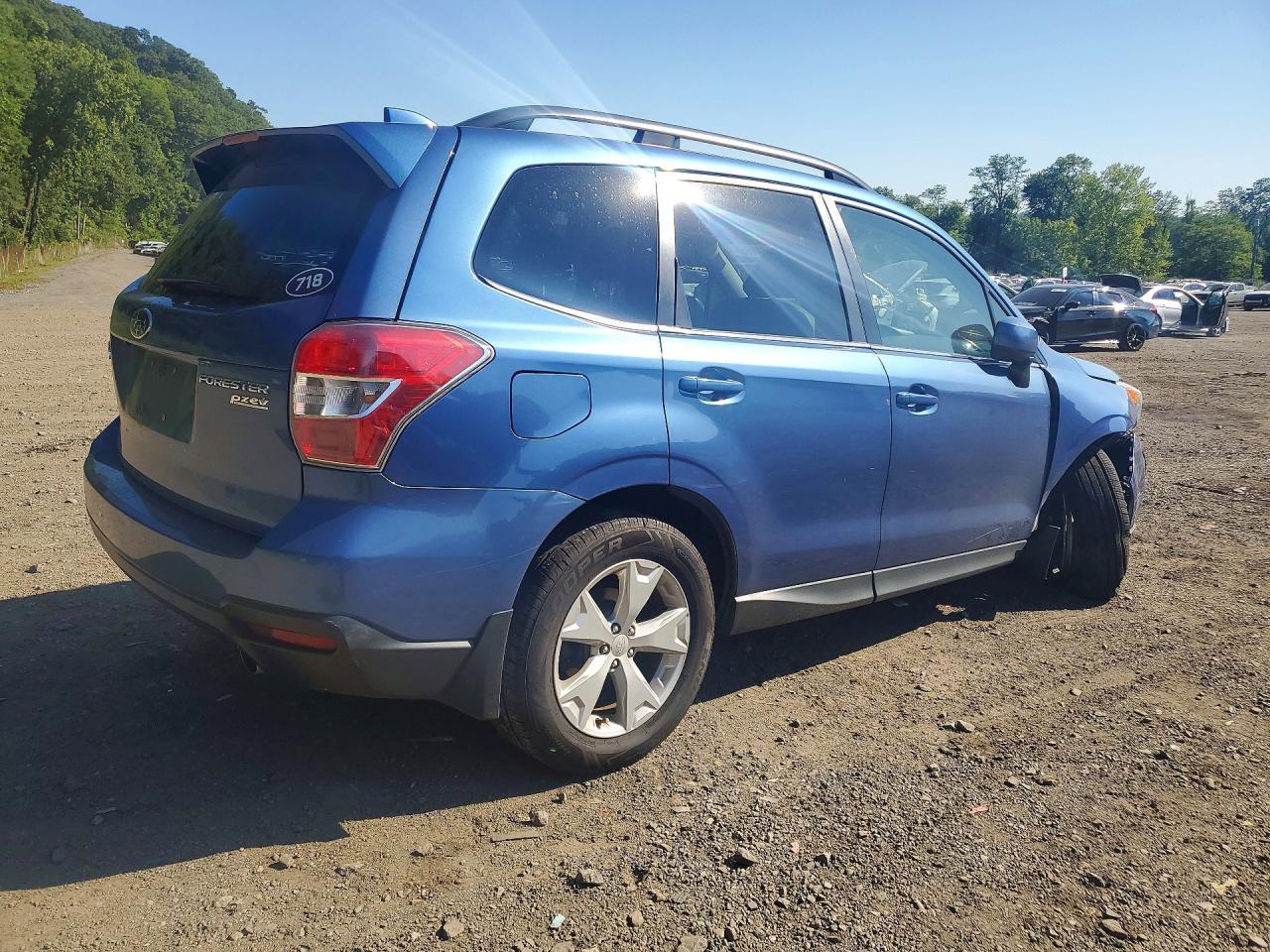 2016 Subaru Forester 2.5I Limited - Image 3
