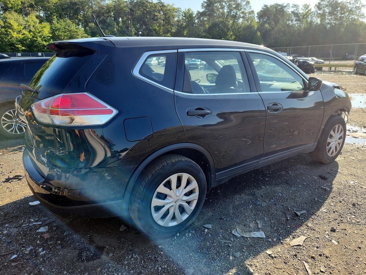 2016 Nissan Rogue S - Image 3