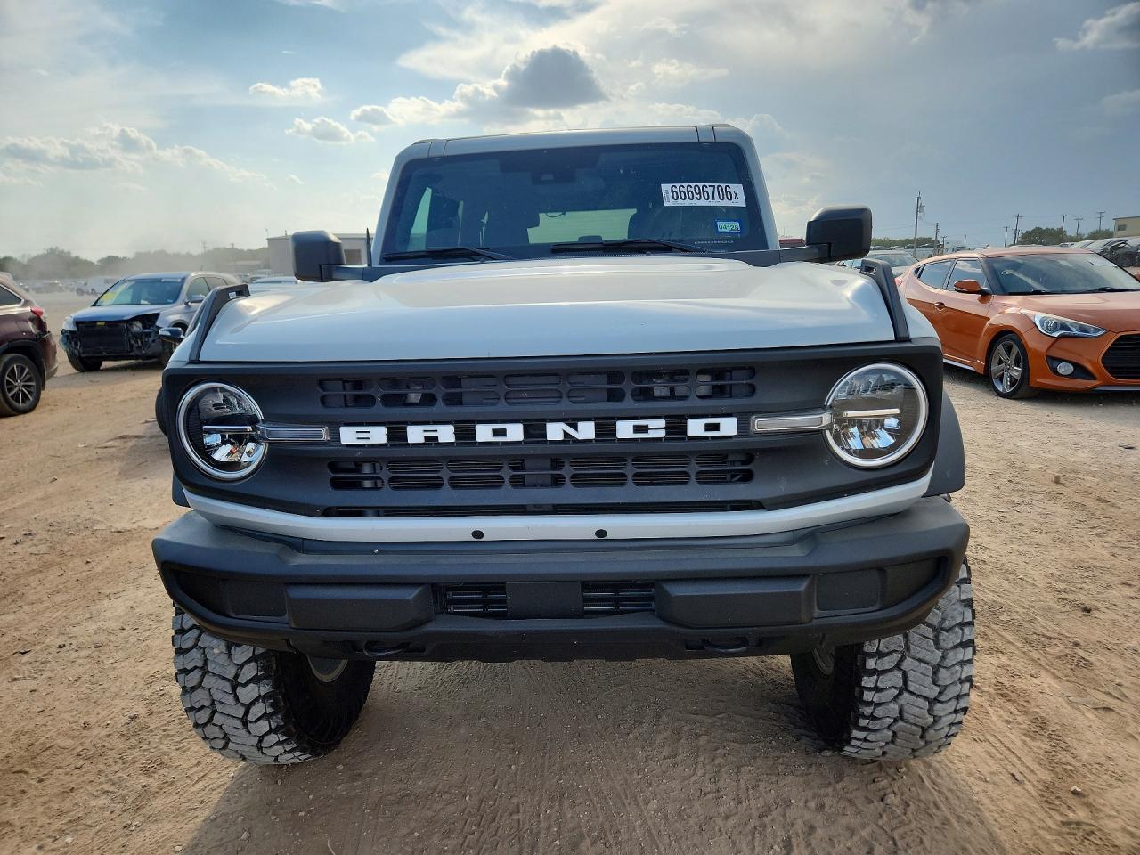 2026 Ford Bronco Big Bend - Image 5