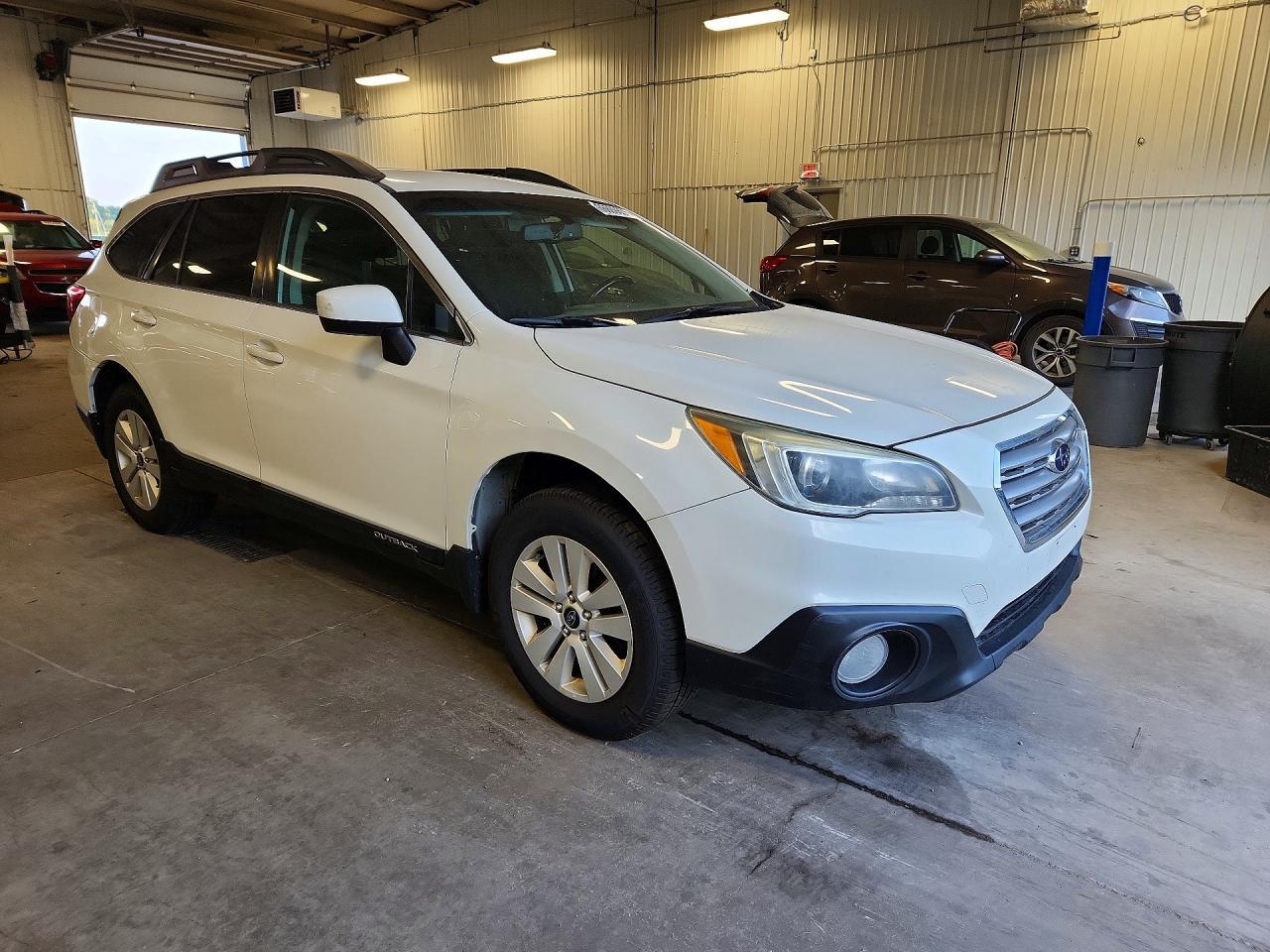 2016 Subaru Outback 2.5I Premium - Фото 4