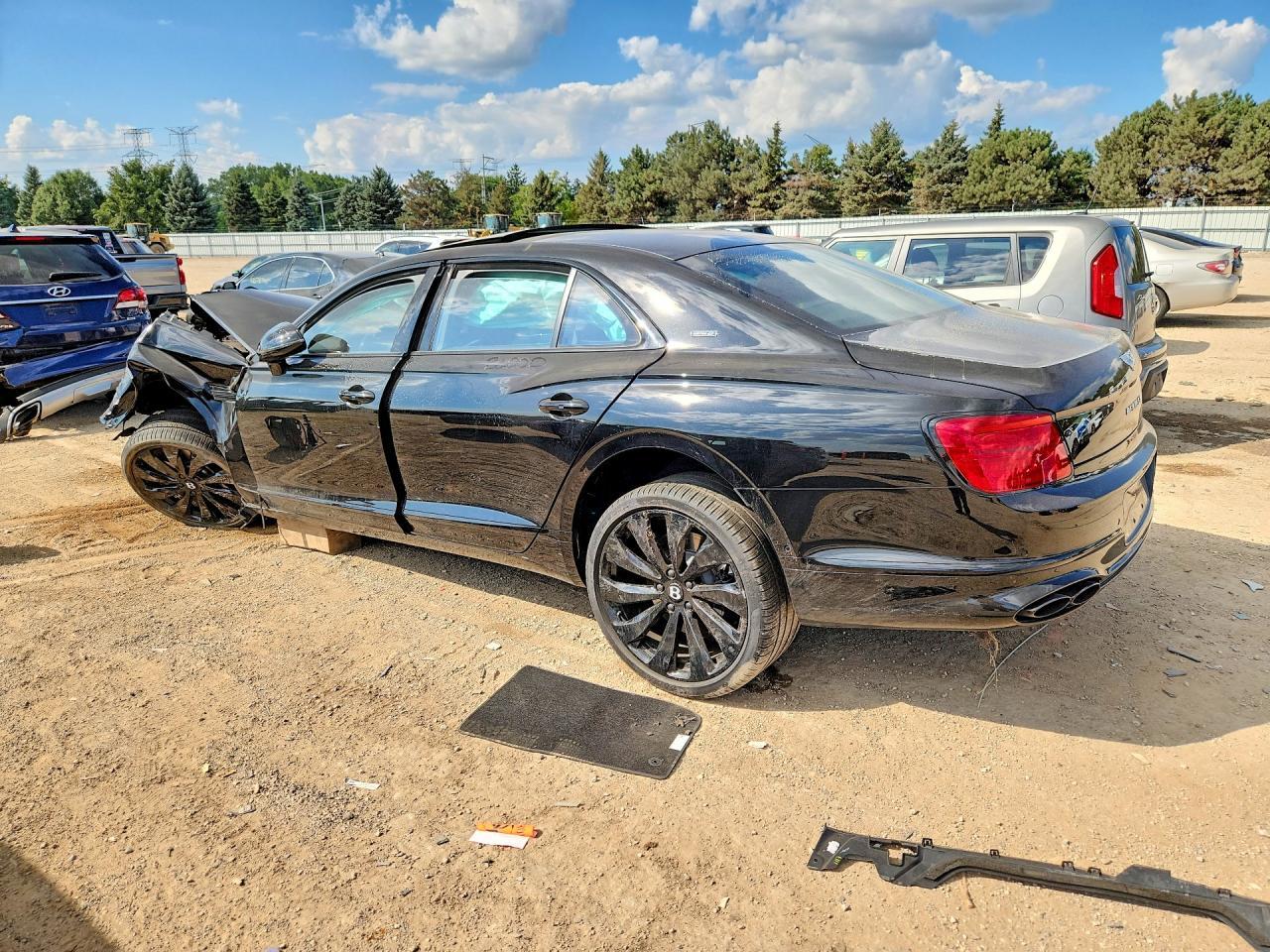 2024 Bentley Flying Spur - Фото 2