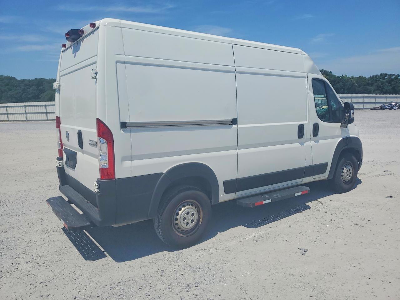 2024 Ram Promaster 1500 Delivery Van - Фото 3