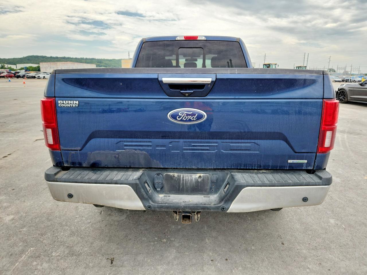 2018 Ford F150 Super Cab - Фото 6