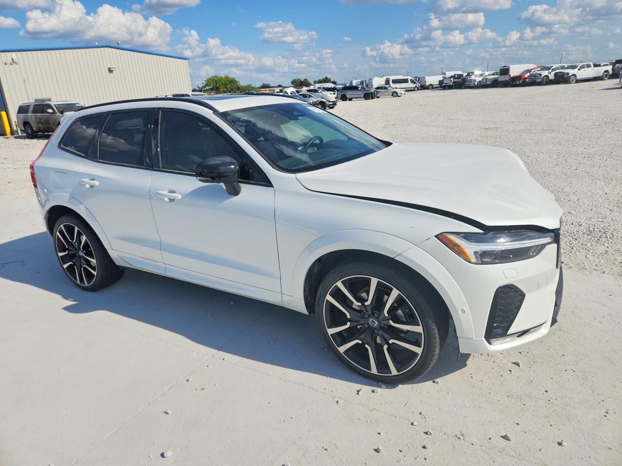 2023 Volvo Xc60 Ultimate - Image 4