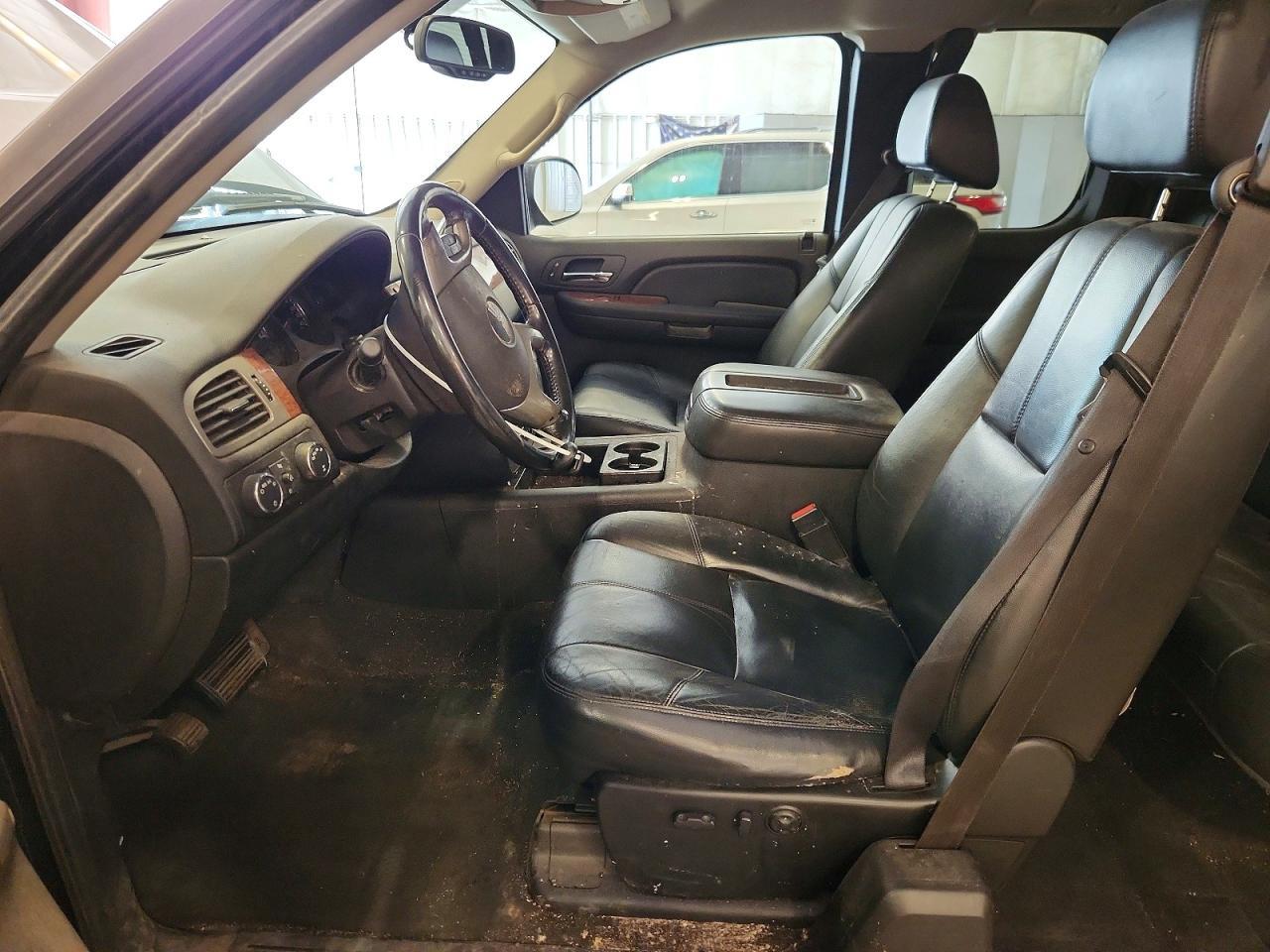 2008 GMC Sierra K1500 - Image 7