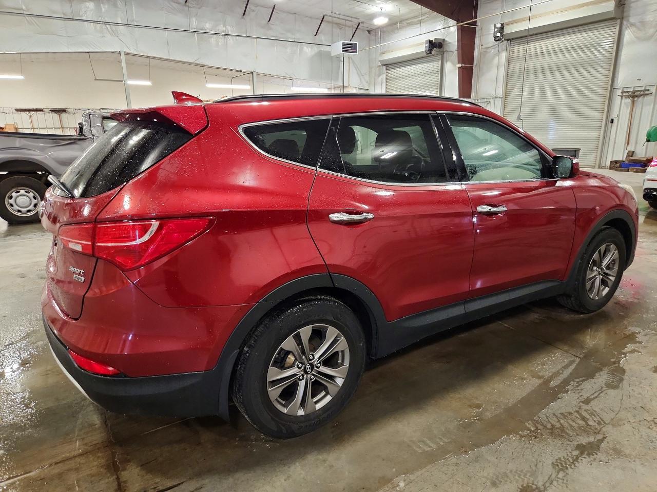 2015 Hyundai Santa Fe Sport 2.4L - Image 3