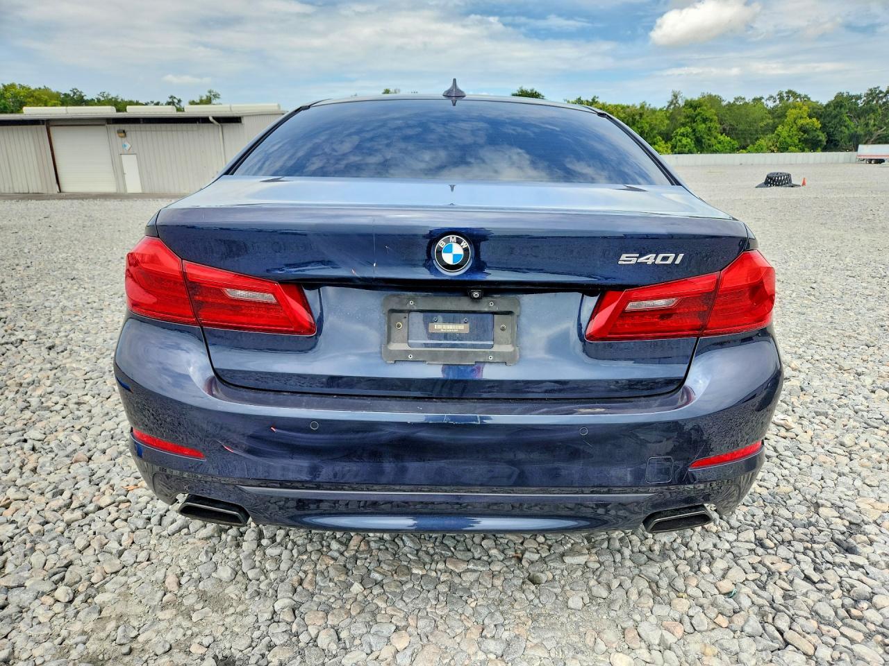2017 BMW 540 I - Фото 6