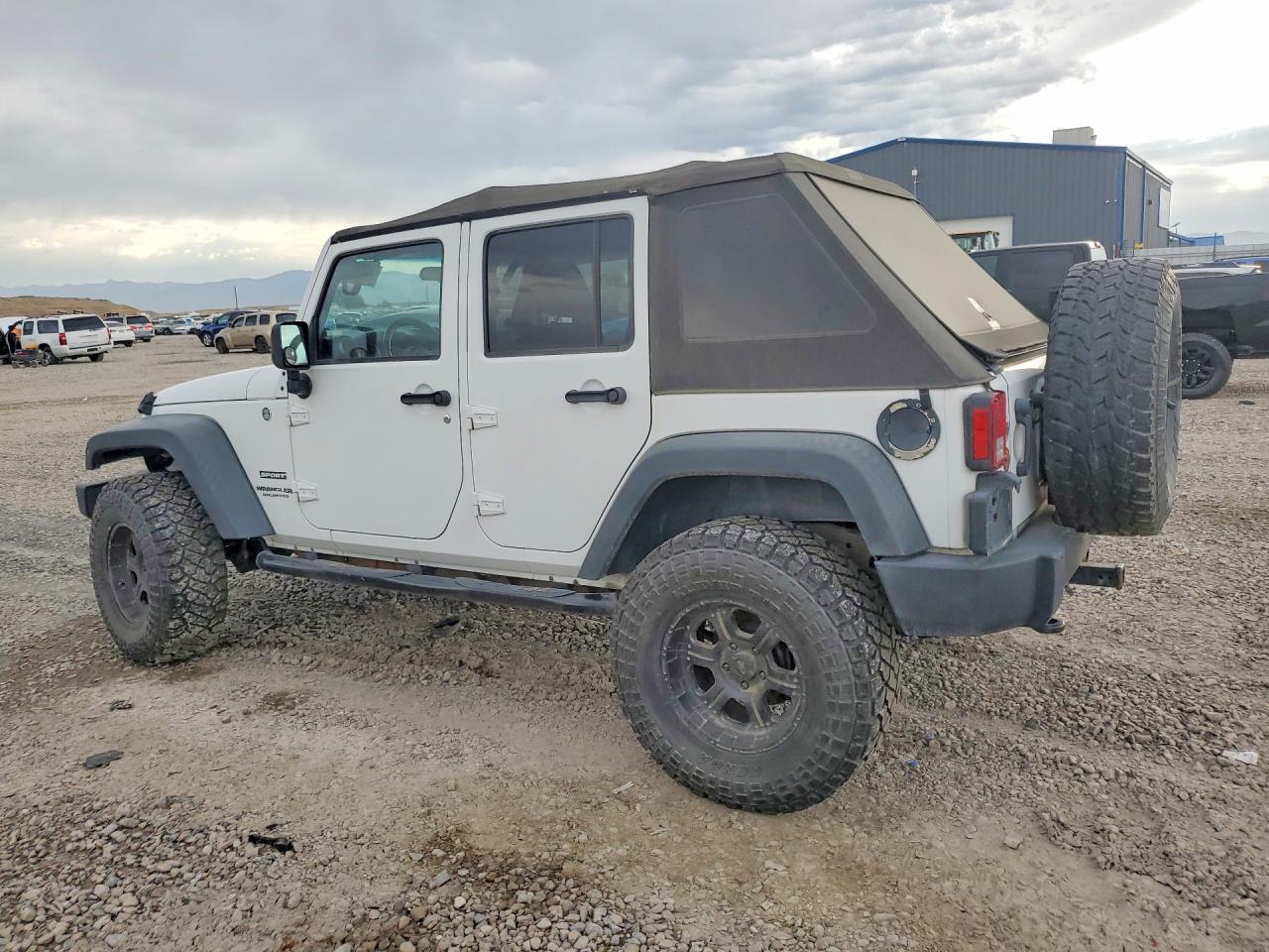 2012 Jeep Wrangler Unlimited Sport - Фото 2