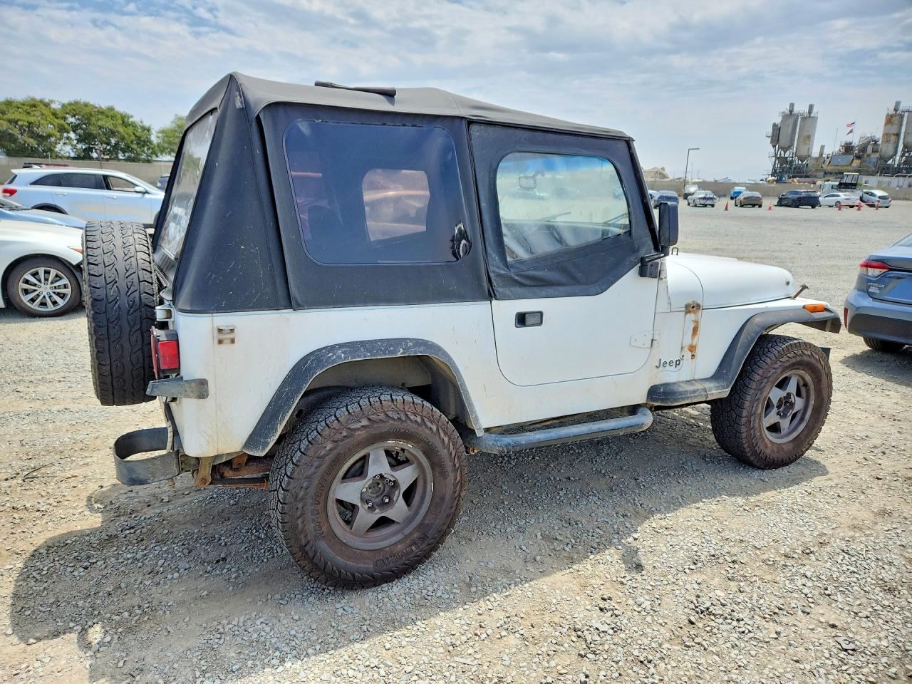 1993 Jeep Wrangler / Yj S - Image 3