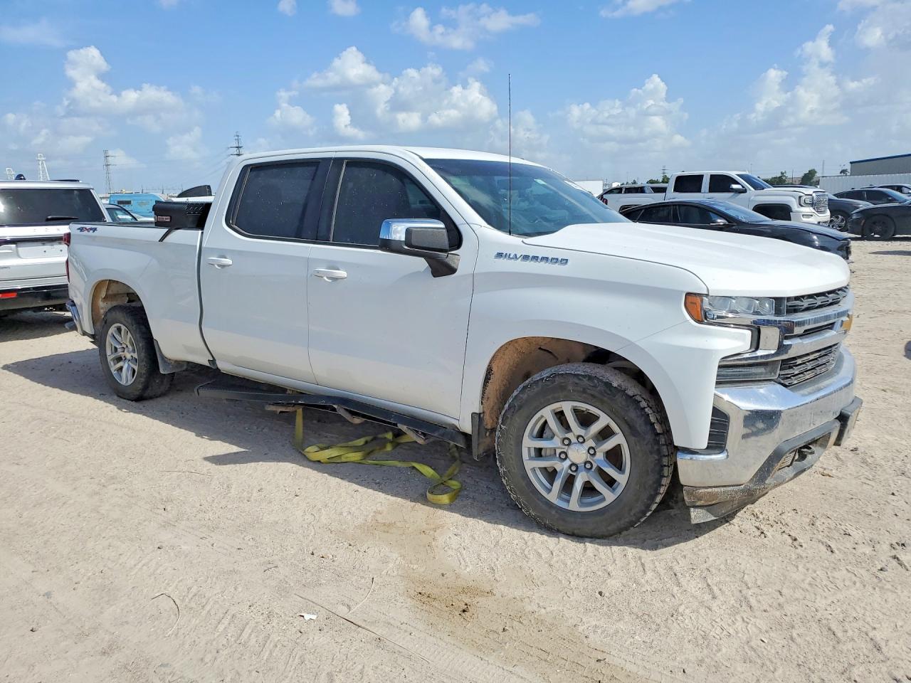 2021 Chevrolet Silverado K1500 Lt - Фото 4