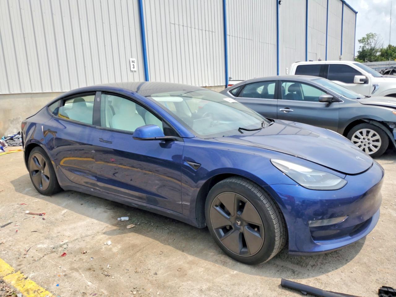 2021 Tesla Model 3 - Фото 4