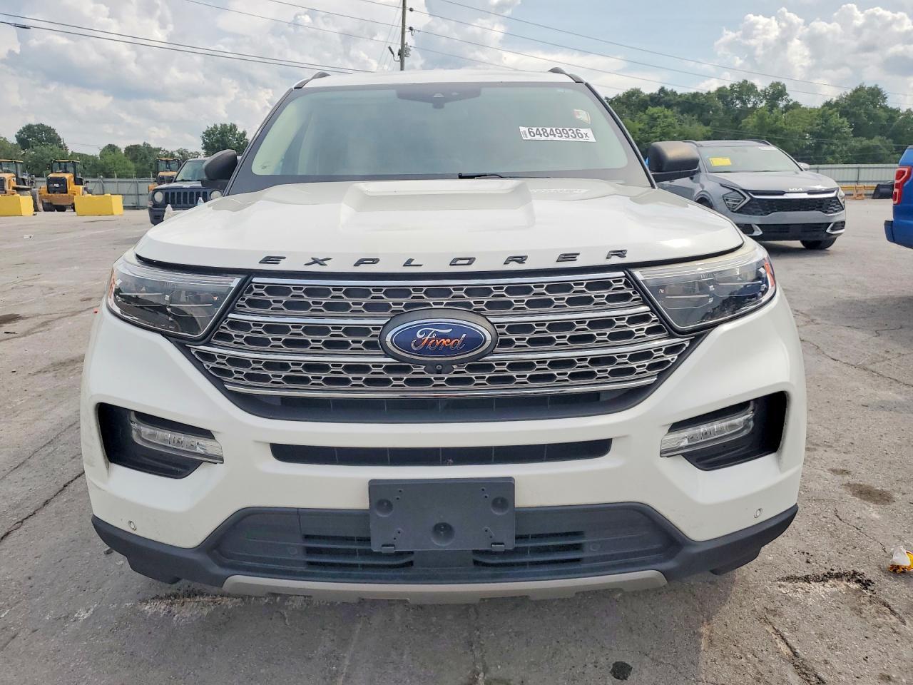 2020 Ford Explorer Xlt - Image 5